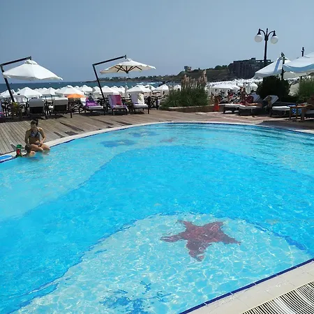 アパート Oasis Resort&spa 2 ロゼネッツ